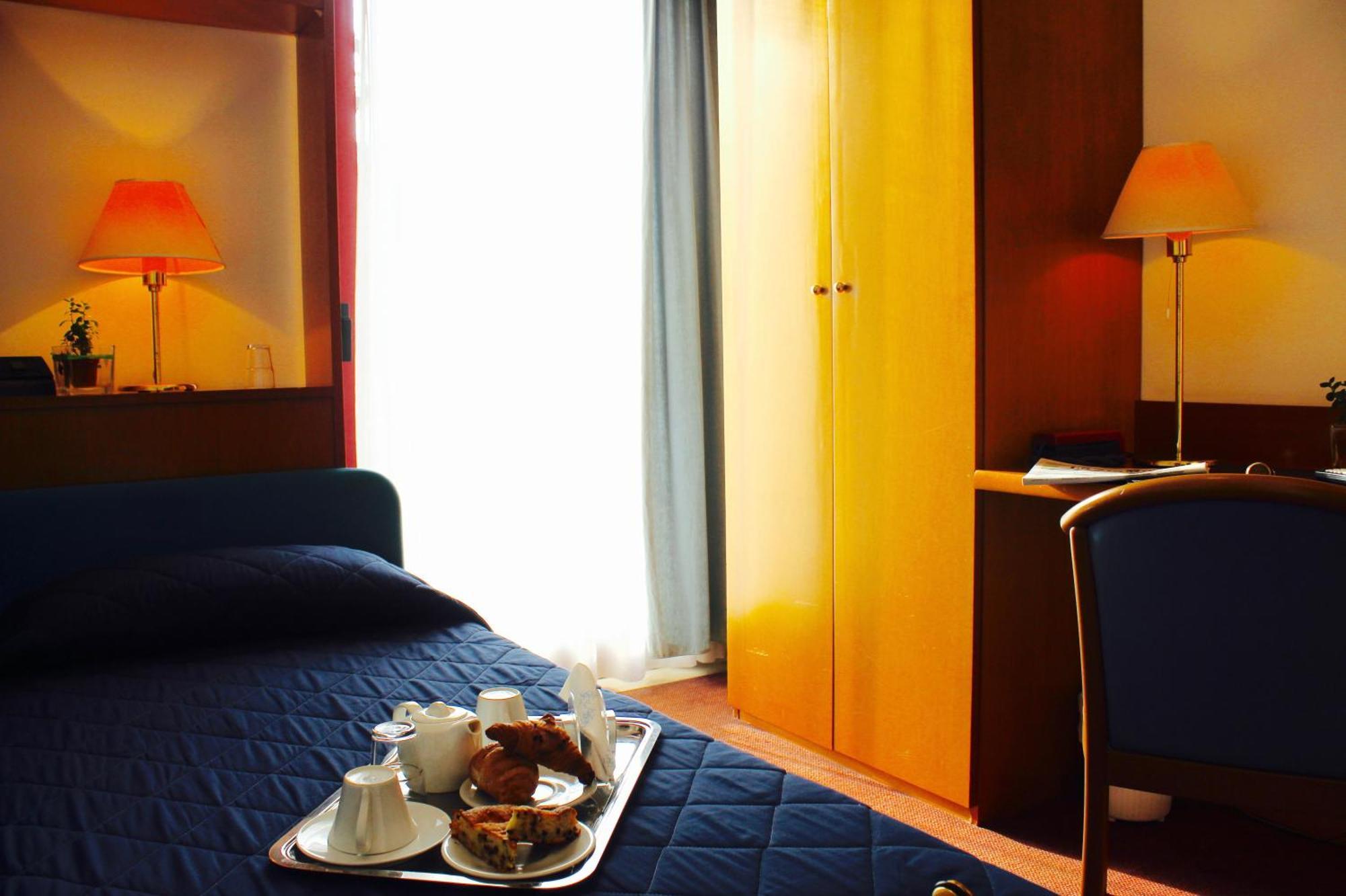 Arcangelo Roof Hotel Rimini Exterior photo