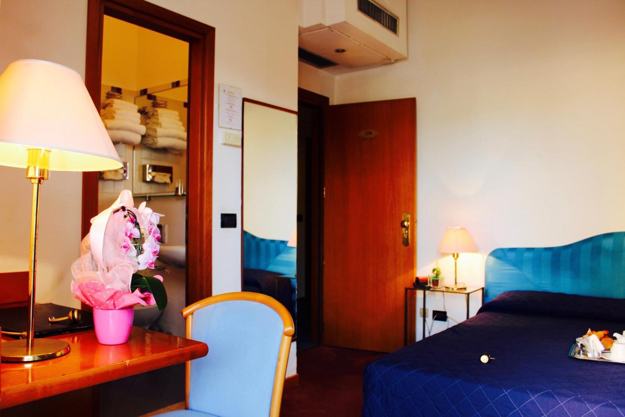 Arcangelo Roof Hotel Rimini Exterior photo